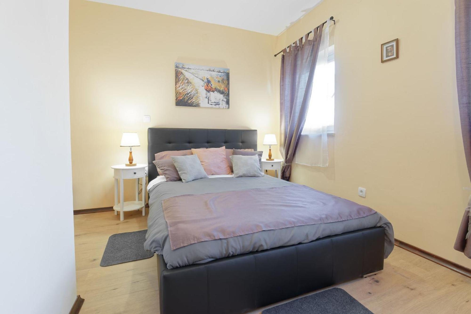 Holiday Home Vlady By Rent Istria บูเย ภายนอก รูปภาพ