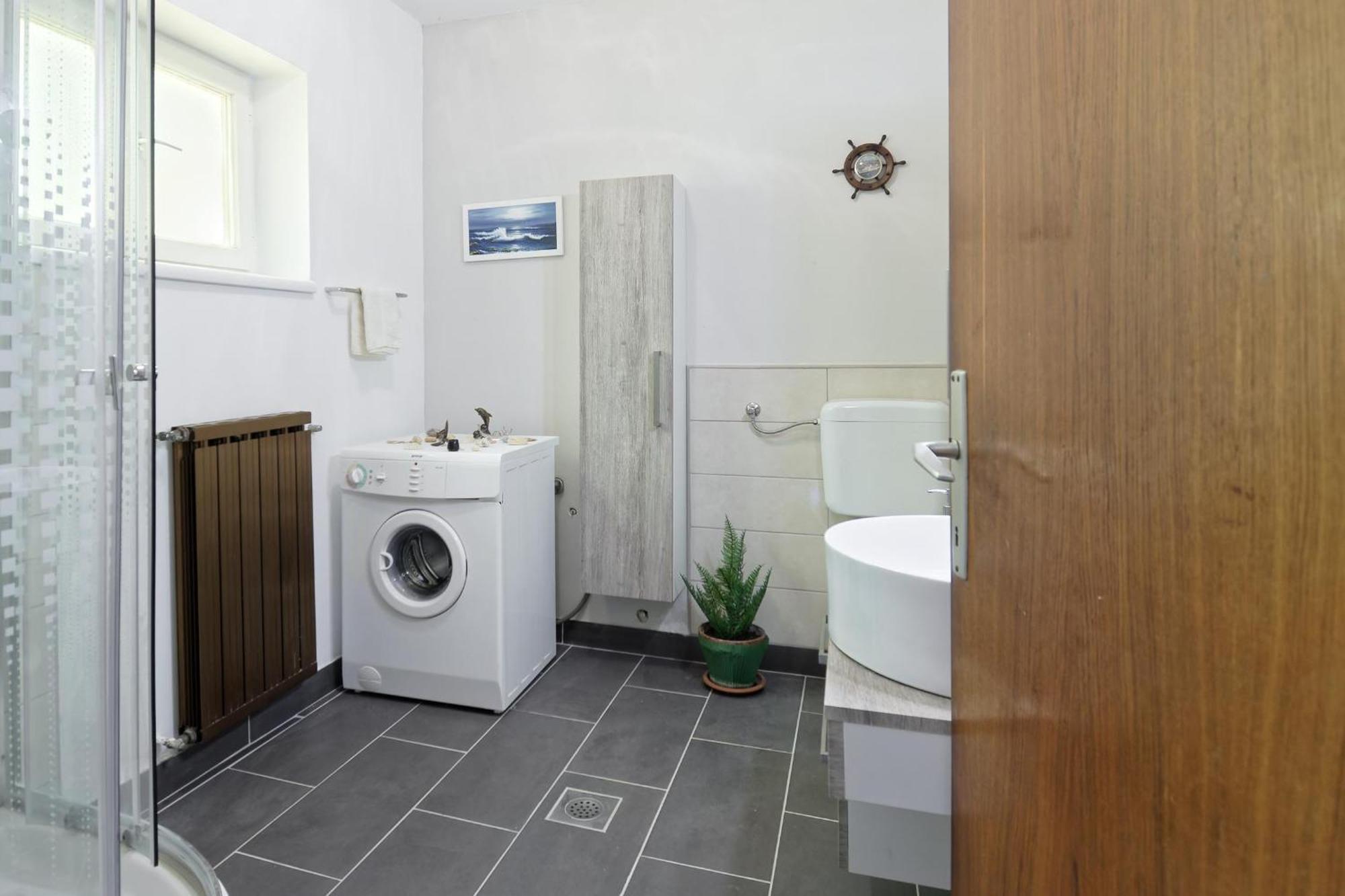 Holiday Home Vlady By Rent Istria บูเย ภายนอก รูปภาพ